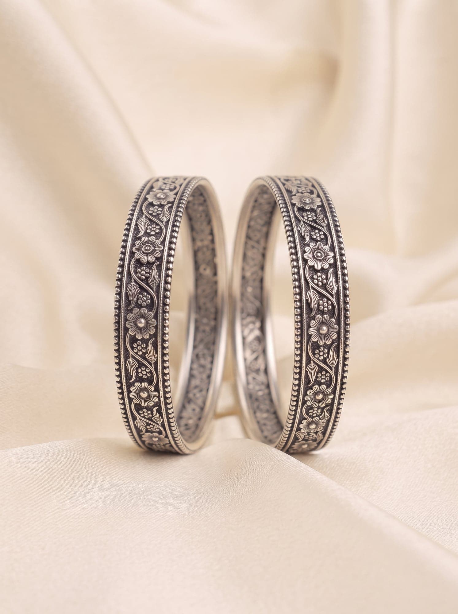 Kumaoni Phool Kangan in 925 sterling silver, view 2
