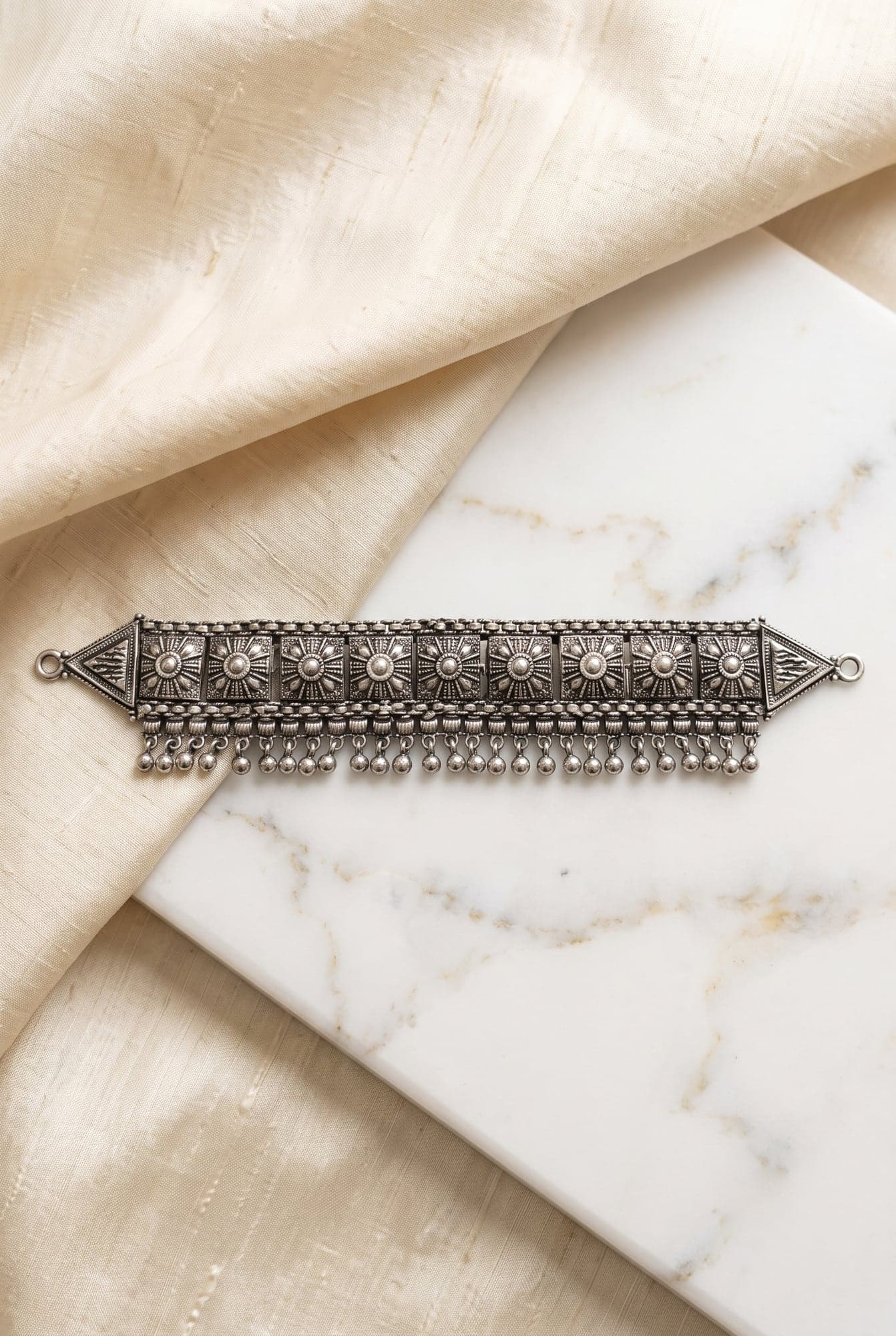 Parampara Galuband in 925 sterling silver