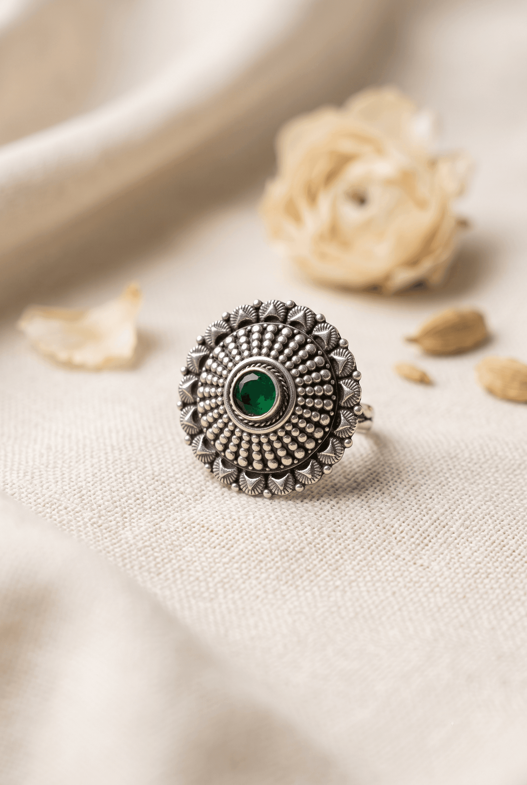 Kumaoni Hari Ring in 925 sterling silver